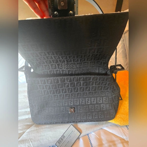 Fendi Mamma Baguette - Picture 7 of 16